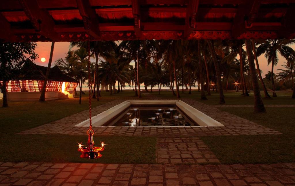Soma Kerala Palace Murinjupuzha Exterior photo
